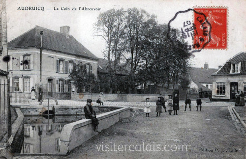 Abreuvoir ancien à Audruicq.