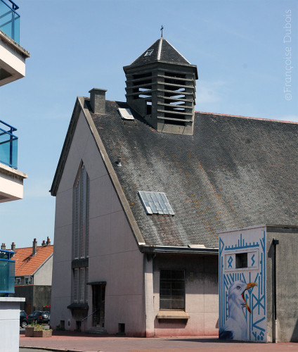 Clocher de l'église du Courgain à Calais