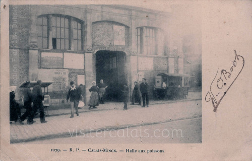 La Halle aux poissons Quai du Paradis à Calais