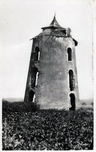 Le moulin de Guînes au Vamp du Drap d'Or